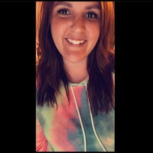 Meet your Posher, Kaitlin